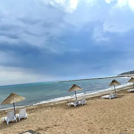 Blue Retreat By The Sea Appartement
