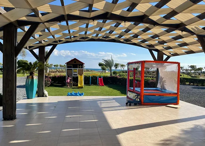 Blue Retreat By The Sea * Famagusta (Northern Cyprus)