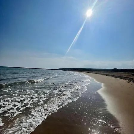 Апартаменты Blue Retreat By The Sea *