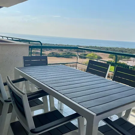 Blue Retreat By The Sea * Famagusta (Northern Cyprus)