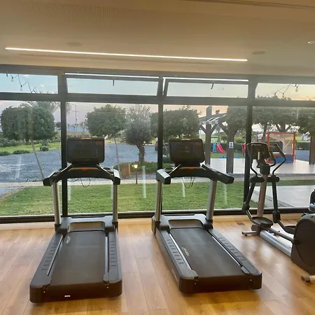 Апартаменты Blue Retreat By The Sea