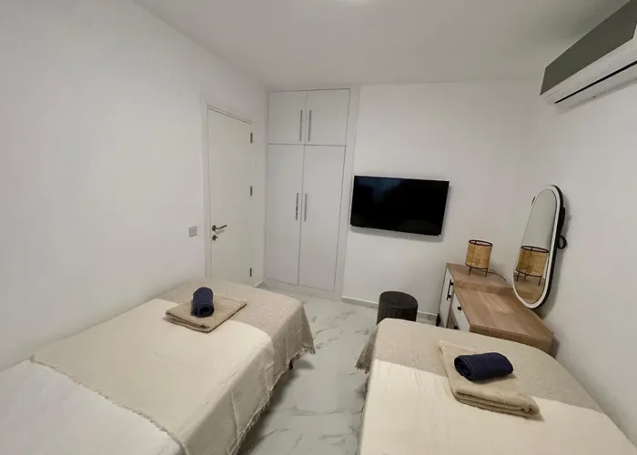 Apartment Blue Retreat By The Sea Famagusta (Northern Cyprus)